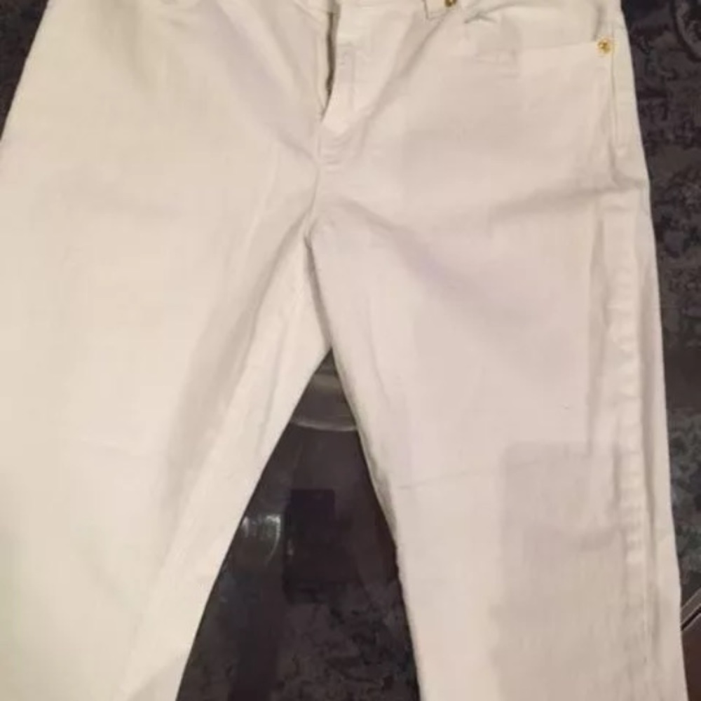 Michael Kors no wear, tear or staining on these MK